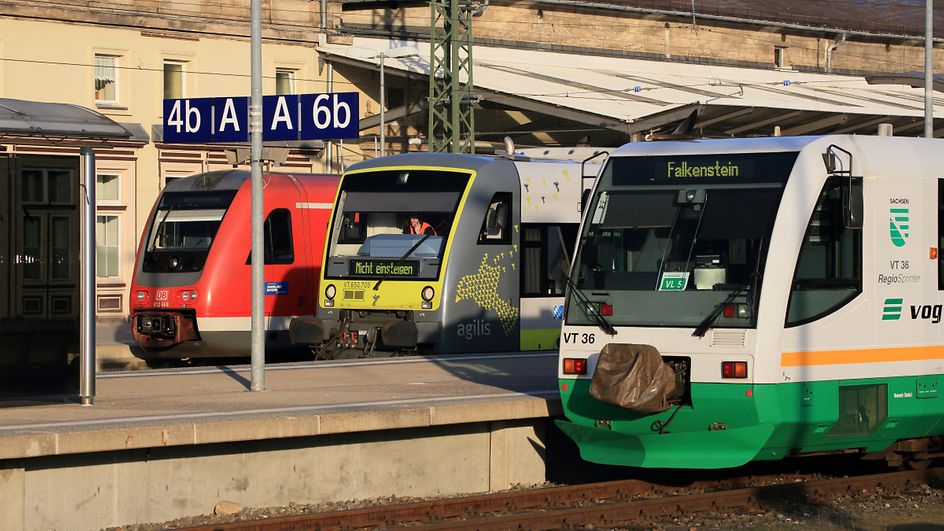 Bahnhof Hof mit drei verschiedenen EVU
