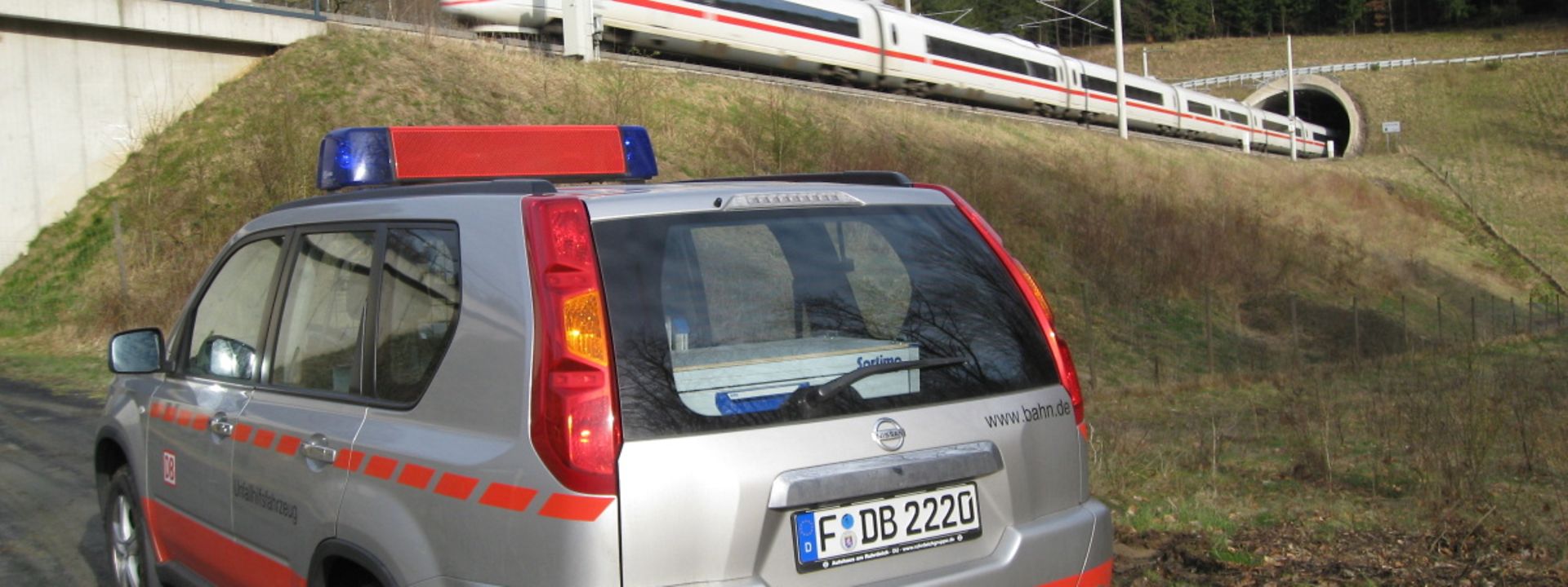 Einsatzfahrzeug eines Notfallmanagers der DB Netz AG
